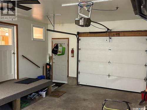 178 Duffield Street W, Moose Jaw, SK - Indoor Photo Showing Garage