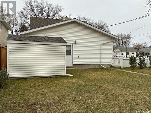 178 Duffield Street W, Moose Jaw, SK - Outdoor With Exterior