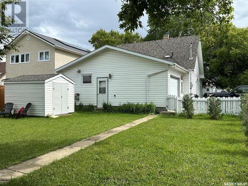 178 Duffield Street W, Moose Jaw, SK - Outdoor