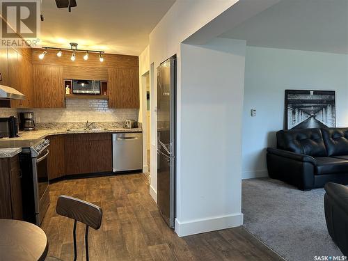 178 Duffield Street W, Moose Jaw, SK - Indoor Photo Showing Kitchen