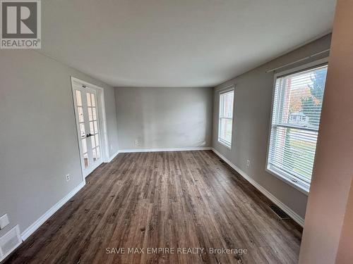 227 Grand Ridge Drive, Cambridge, ON - Indoor Photo Showing Other Room