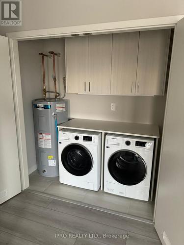 207 - 123 Lincoln Street, Welland, ON - Indoor Photo Showing Laundry Room