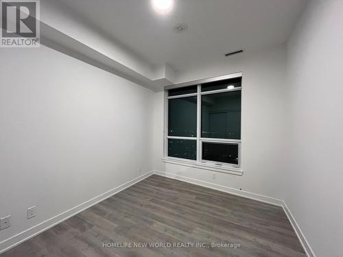 A-2202 - 30 Upper Mall Way, Vaughan, ON - Indoor Photo Showing Other Room