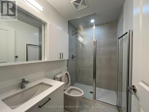 A-2202 - 30 Upper Mall Way, Vaughan, ON - Indoor Photo Showing Bathroom