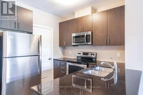 225 - 7325 Markham Road, Markham, ON - Indoor Photo Showing Kitchen With Double Sink With Upgraded Kitchen