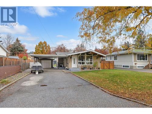 1698 Gillard Drive, Kelowna, BC - Outdoor With Deck Patio Veranda