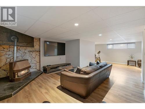 1698 Gillard Drive, Kelowna, BC - Indoor With Fireplace