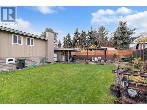 1698 Gillard Drive, Kelowna, BC - Outdoor