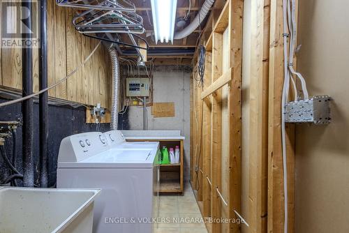 84 - 8141 Coventry Road, Niagara Falls (218 - West Wood), ON - Indoor Photo Showing Laundry Room