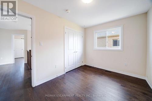 44 Carew Boulevard, Kawartha Lakes, ON - Indoor Photo Showing Other Room