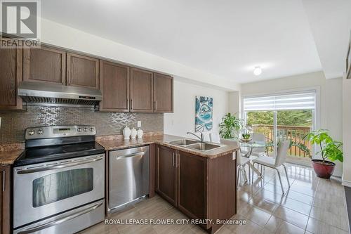 89 Todd Crescent, Southgate, ON - Indoor Photo Showing Kitchen With Double Sink