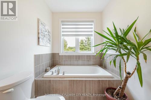 89 Todd Crescent, Southgate, ON - Indoor Photo Showing Bathroom