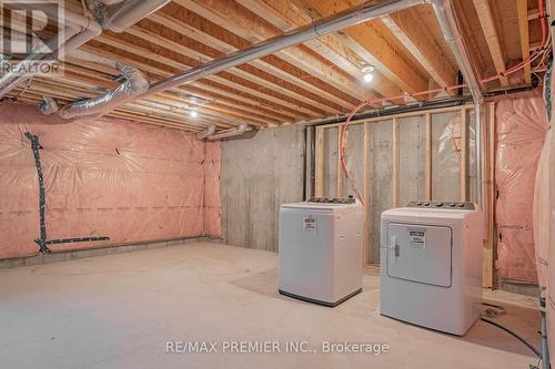 18 Keenan Street, Kawartha Lakes, ON - Indoor Photo Showing Laundry Room