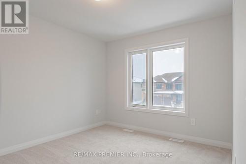 18 Keenan Street, Kawartha Lakes, ON - Indoor Photo Showing Other Room