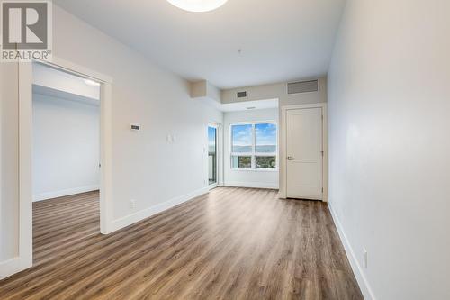 191 Hollywood Road S Unit# 517, Kelowna, BC - Indoor Photo Showing Other Room