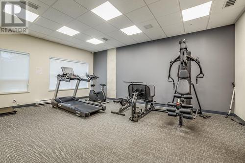 191 Hollywood Road S Unit# 517, Kelowna, BC - Indoor Photo Showing Gym Room