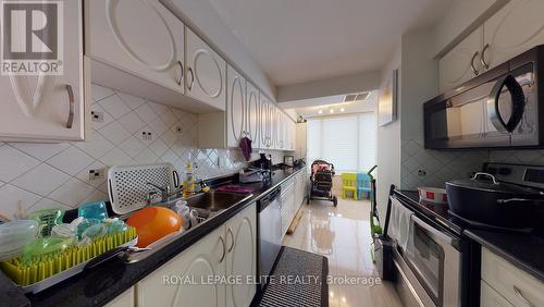 202 - 700 Constellation Drive, Mississauga, ON - Indoor Photo Showing Kitchen