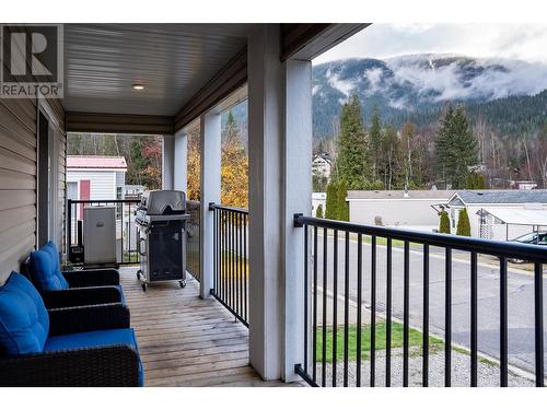 64 Johnson Way, Revelstoke, BC - Outdoor With Deck Patio Veranda With Exterior