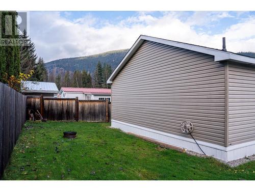 64 Johnson Way, Revelstoke, BC - Outdoor