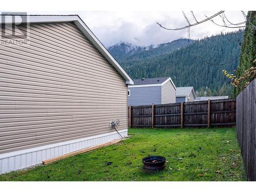 64 Johnson Way, Revelstoke, BC - Outdoor