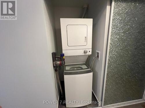 605 - 5180 Yonge Street, Toronto, ON - Indoor Photo Showing Laundry Room