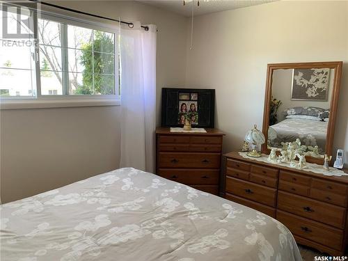 506 Reed Street, Morse, SK - Indoor Photo Showing Bedroom