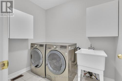 466 Cedric Terrace, Milton, ON - Indoor Photo Showing Laundry Room