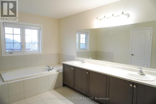 Upper - 139 Newhouse Boulevard, Caledon, ON - Indoor Photo Showing Bathroom