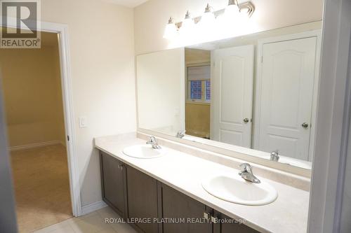 Upper - 139 Newhouse Boulevard, Caledon, ON - Indoor Photo Showing Bathroom