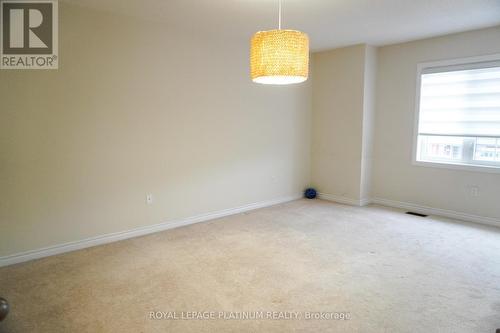 Upper - 139 Newhouse Boulevard, Caledon, ON - Indoor Photo Showing Other Room