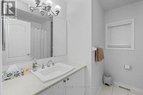 265 River Glen Boulevard, Oakville, ON - Indoor Photo Showing Bathroom