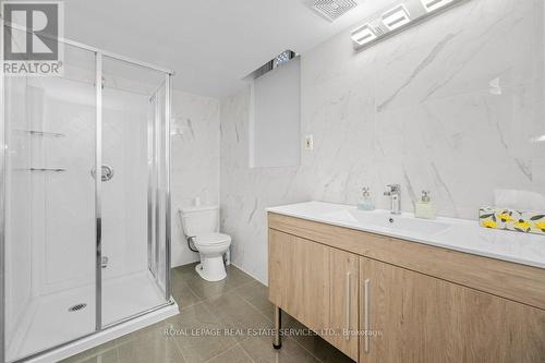 265 River Glen Boulevard, Oakville, ON - Indoor Photo Showing Bathroom