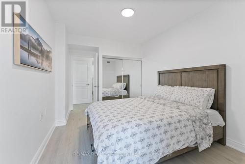 502 - 200 Burnhamthorpe Road E, Mississauga, ON - Indoor Photo Showing Bedroom