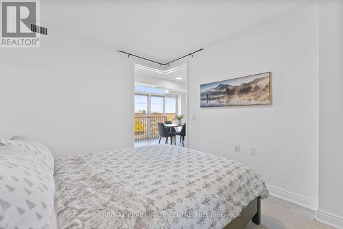 502 - 200 Burnhamthorpe Road E, Mississauga, ON - Indoor Photo Showing Bedroom