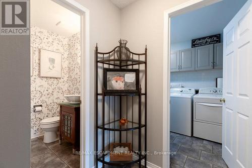 3178 Philip Street, Burlington, ON - Indoor Photo Showing Laundry Room