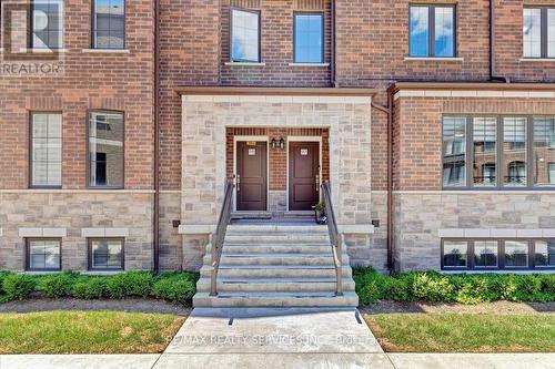 96 - 445 Ontario Street S, Milton, ON - Outdoor With Facade