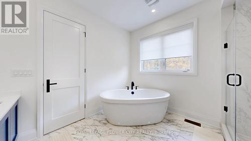 156 Petch Avenue, Caledon, ON - Indoor Photo Showing Bathroom