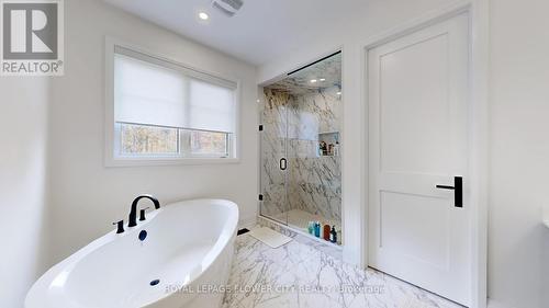 156 Petch Avenue, Caledon, ON - Indoor Photo Showing Bathroom