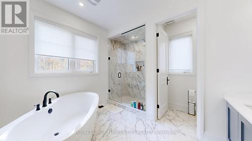 156 Petch Avenue, Caledon, ON - Indoor Photo Showing Bathroom