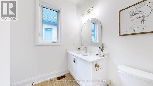 156 Petch Avenue, Caledon, ON - Indoor Photo Showing Bathroom