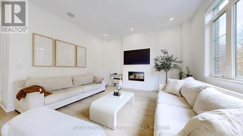 156 Petch Avenue, Caledon, ON - Indoor Photo Showing Living Room With Fireplace