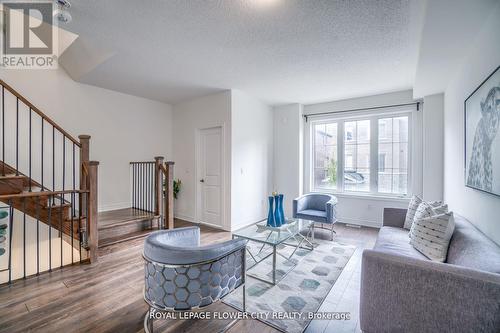 14 Faye Street, Brampton, ON - Indoor Photo Showing Living Room