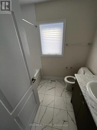 95 Vanilla Trail, Thorold, ON - Indoor Photo Showing Laundry Room