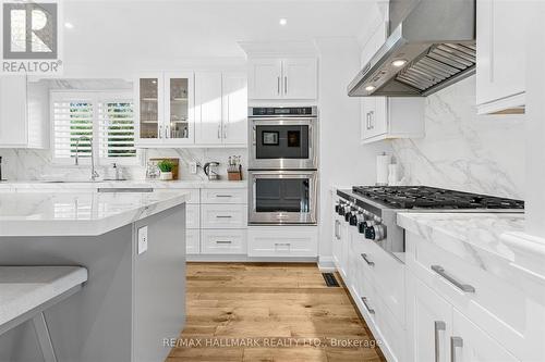 26 Cherrydale Court, Toronto, ON - Indoor Photo Showing Kitchen With Upgraded Kitchen