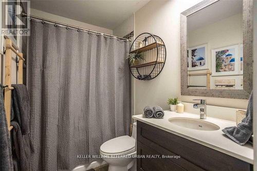 707 Annland Street, Pickering, ON - Indoor Photo Showing Bathroom