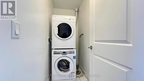 Th1 - 205 Bonis Avenue, Toronto, ON - Indoor Photo Showing Laundry Room