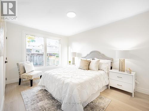 2223 Urwin Crescent, Oakville, ON - Indoor Photo Showing Bedroom