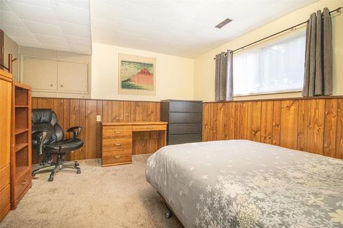 4306 Gordon Drive, Kelowna, BC - Indoor Photo Showing Bedroom