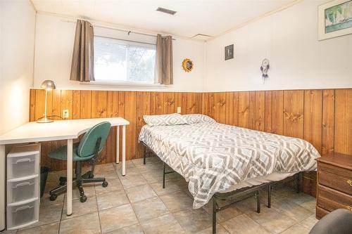 4306 Gordon Drive, Kelowna, BC - Indoor Photo Showing Bedroom