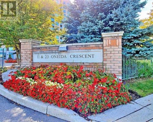 705 - 23 Oneida Crescent, Richmond Hill, ON - Outdoor